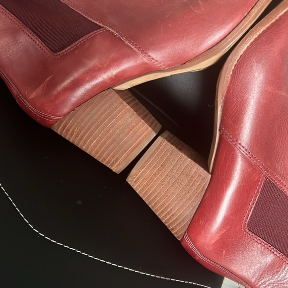 Madewell Regan Pull-On Boot - Dark Cabernet Size 9 - Picture 12 of 13